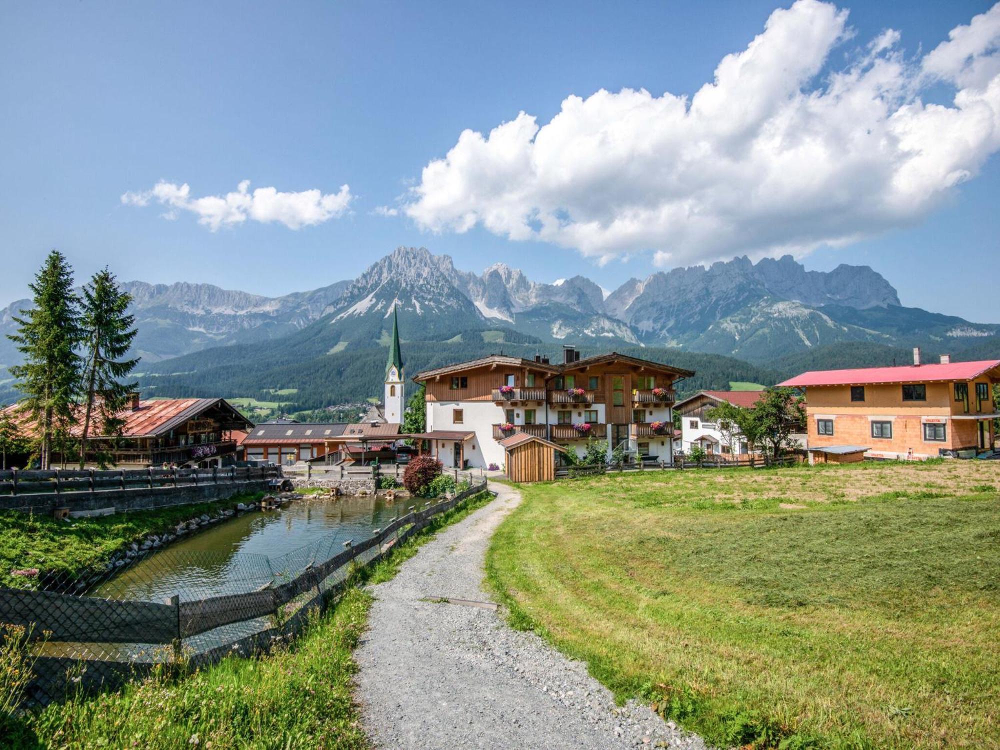 Valley View Holiday Home In Елмау Екстериор снимка